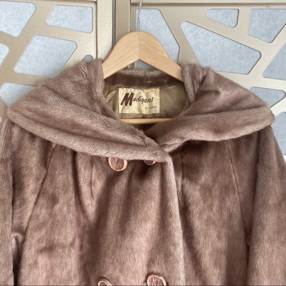 *Vintage Madigan Chicago Brazotta Styled by Sportowne‎ Fur Double-Breast Coat - Picture 4 of 13
